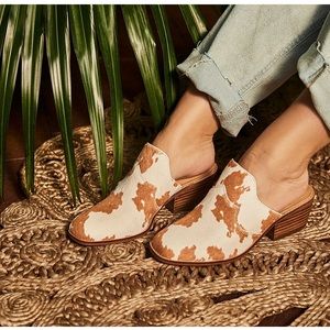 Crown Vintage Galiena cow hide mules